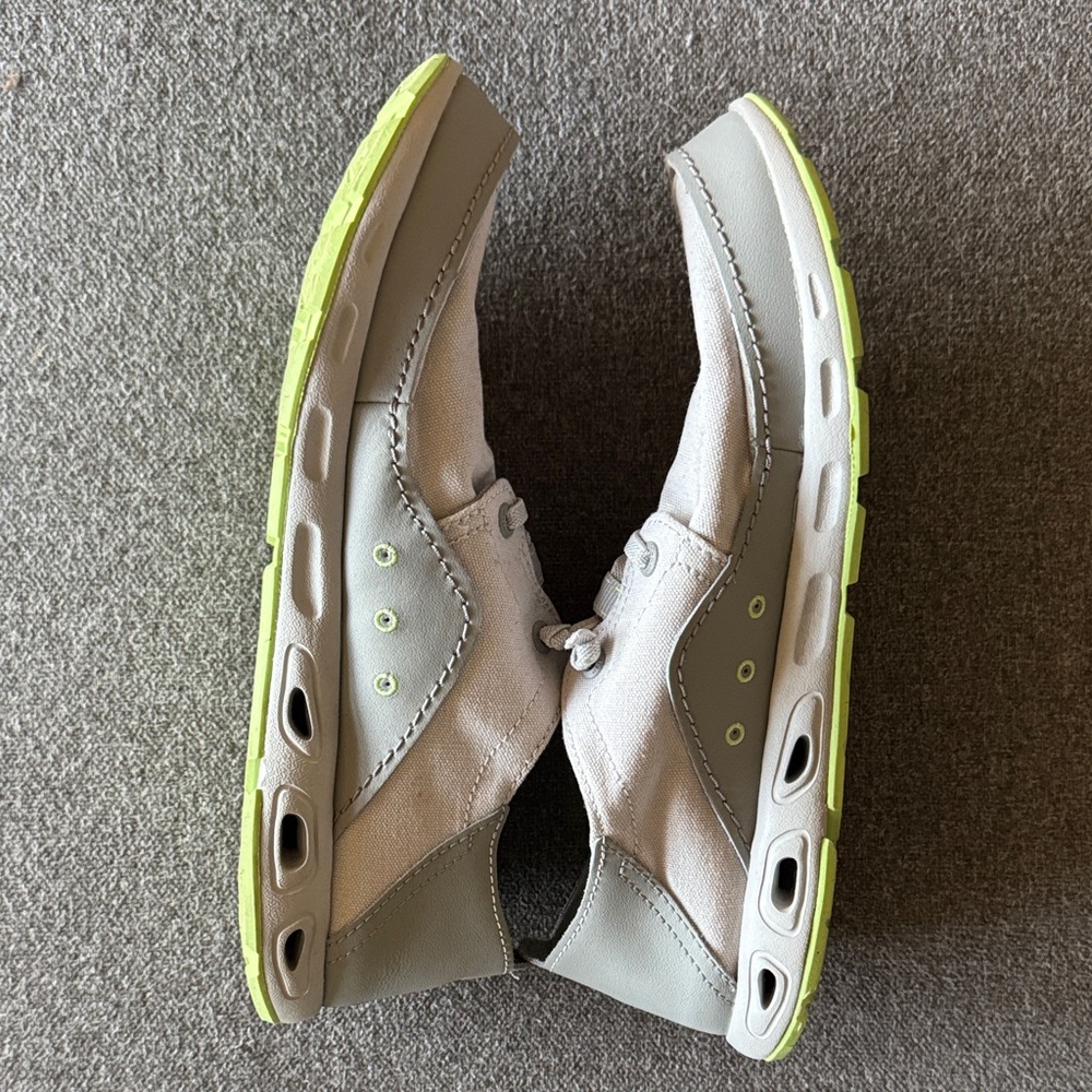 Columbia Light Gray Canvas Slip on Shoes - Picture 8 of 11